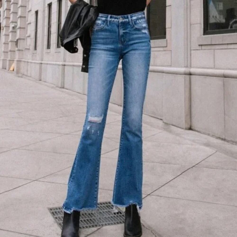 Flying Monkey Buckle High Rise Flare Medium Blue Wash Stretch Denim Jean Size 26